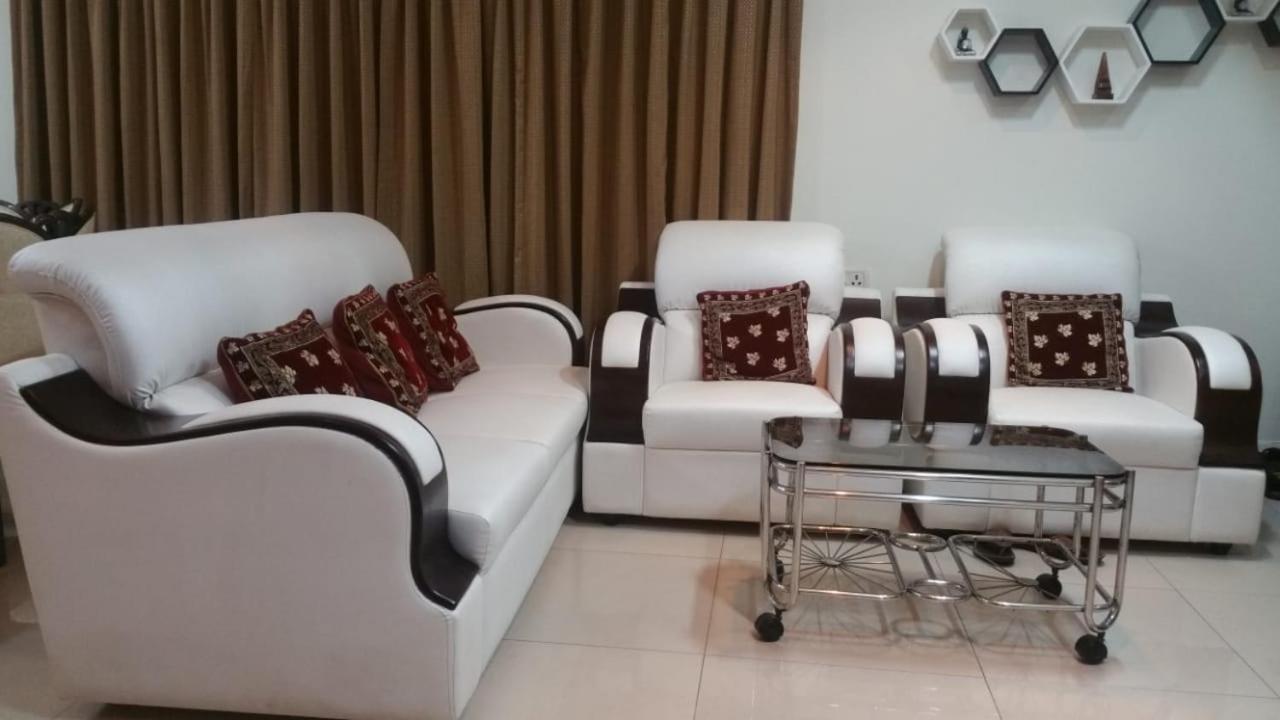 Apartment Sixth Sense Hospitality Service In Bandra Bkc