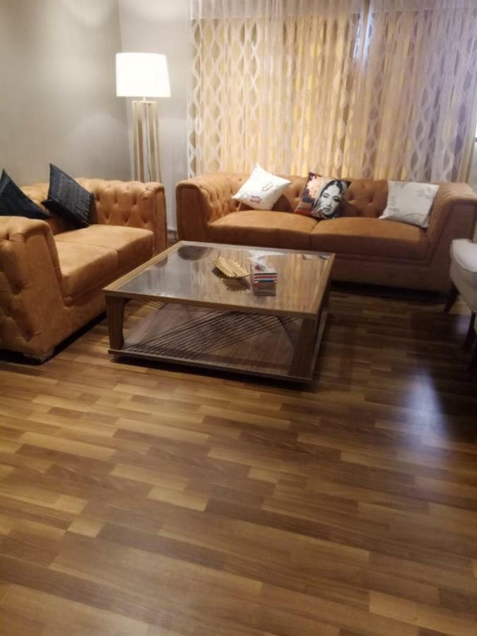 Sixth Sense Hospitality Service In Bandra Bkc Mumbai
