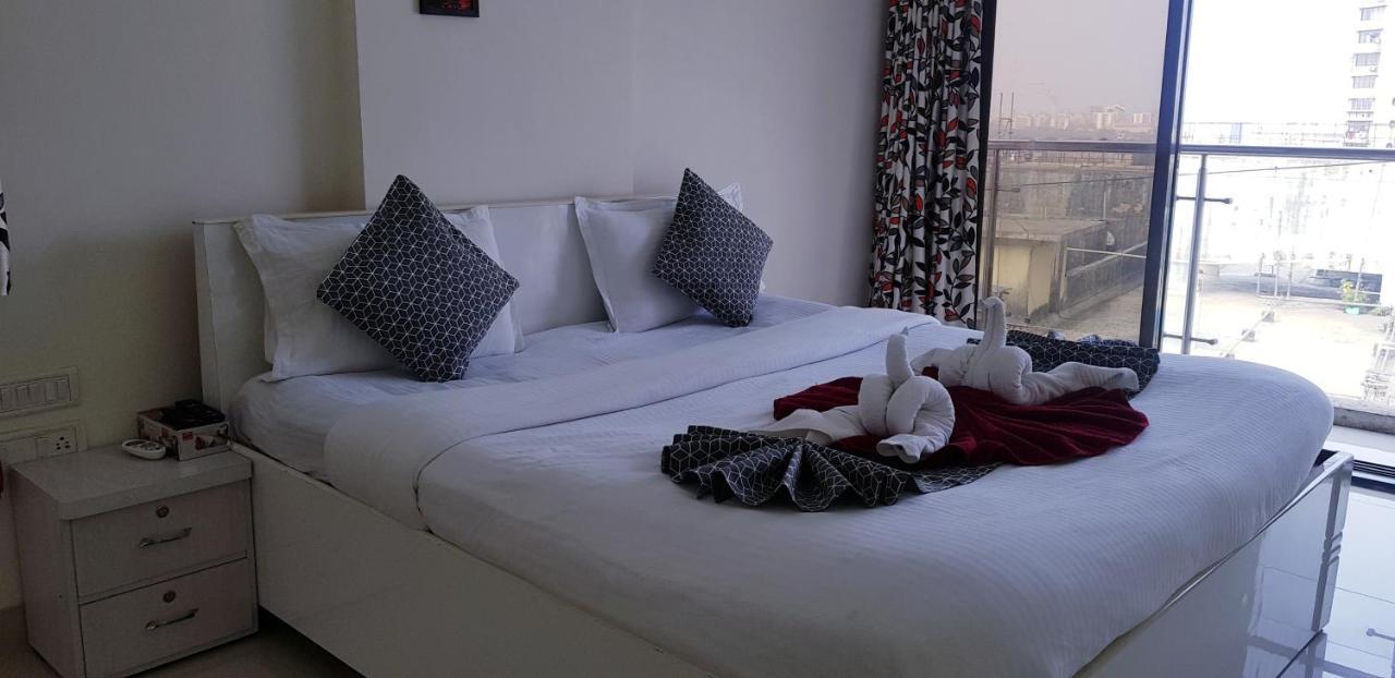 Sixth Sense Hospitality Service In Bandra Bkc Apartment *